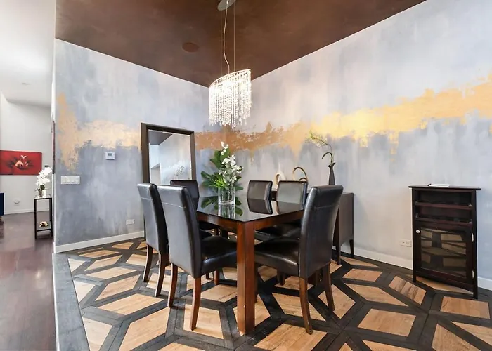 5br 5ba Architectural Estate-theatre Gym Rooftop Ferienhaus