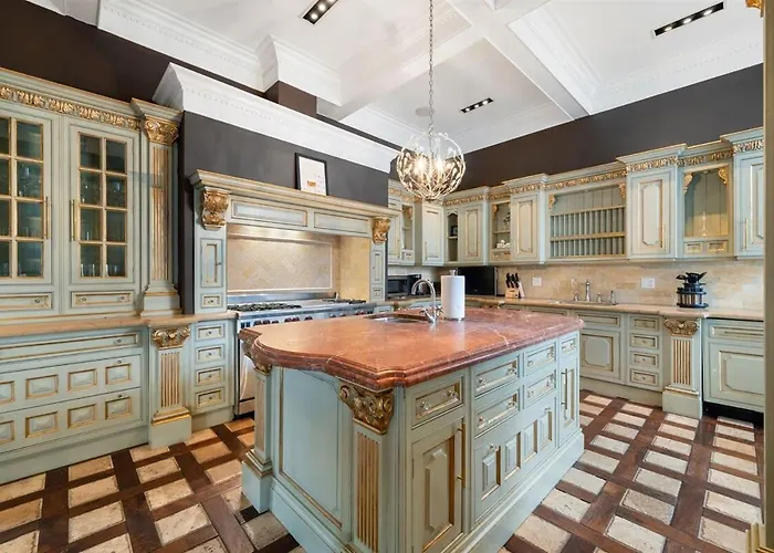 5br 5ba Architectural Estate-theatre Gym Rooftop