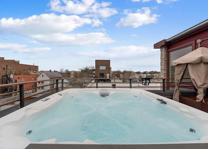 5br 5ba Architectural Estate-theatre Gym Rooftop